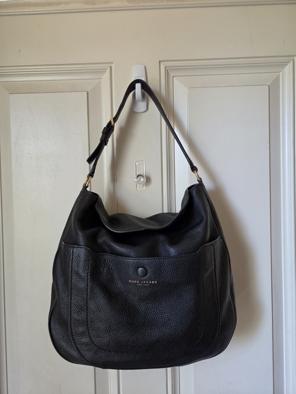 Marc Jacobs Empire City Blk. Pebbled Leather Hobo/Sh. Bag.🖤💛